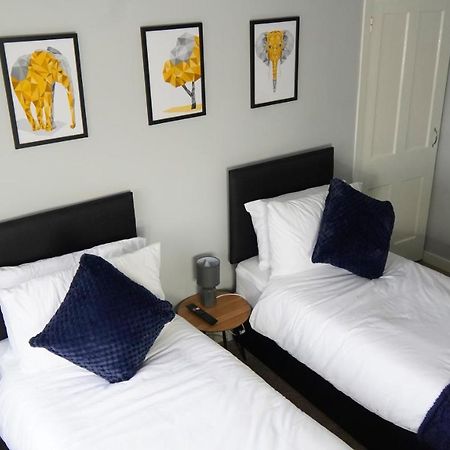 Portobello House - Four Bedroom House Perfect For Contractors - Sleeps 6 - Free Parking Wolverhampton Ngoại thất bức ảnh