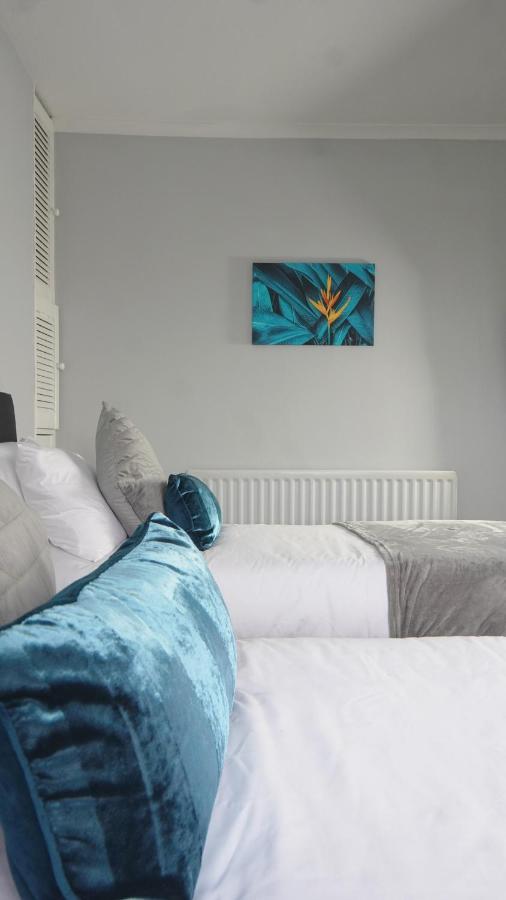 Portobello House - Four Bedroom House Perfect For Contractors - Sleeps 6 - Free Parking Wolverhampton Ngoại thất bức ảnh
