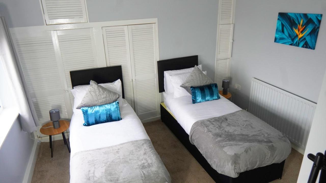 Portobello House - Four Bedroom House Perfect For Contractors - Sleeps 6 - Free Parking Wolverhampton Ngoại thất bức ảnh