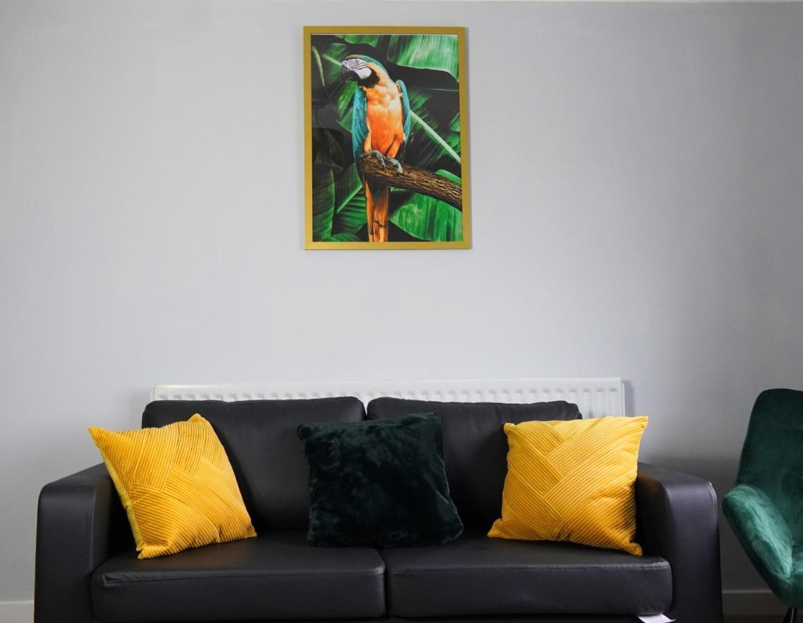 Portobello House - Four Bedroom House Perfect For Contractors - Sleeps 6 - Free Parking Wolverhampton Ngoại thất bức ảnh
