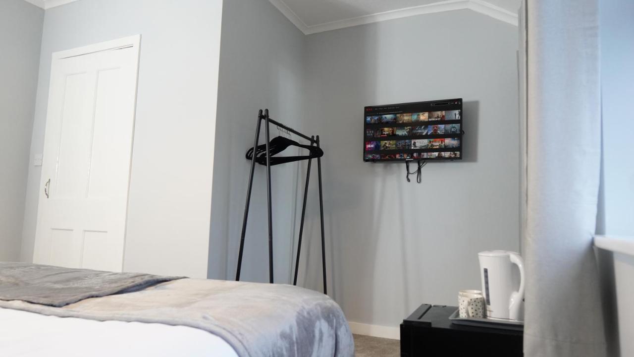 Portobello House - Four Bedroom House Perfect For Contractors - Sleeps 6 - Free Parking Wolverhampton Ngoại thất bức ảnh