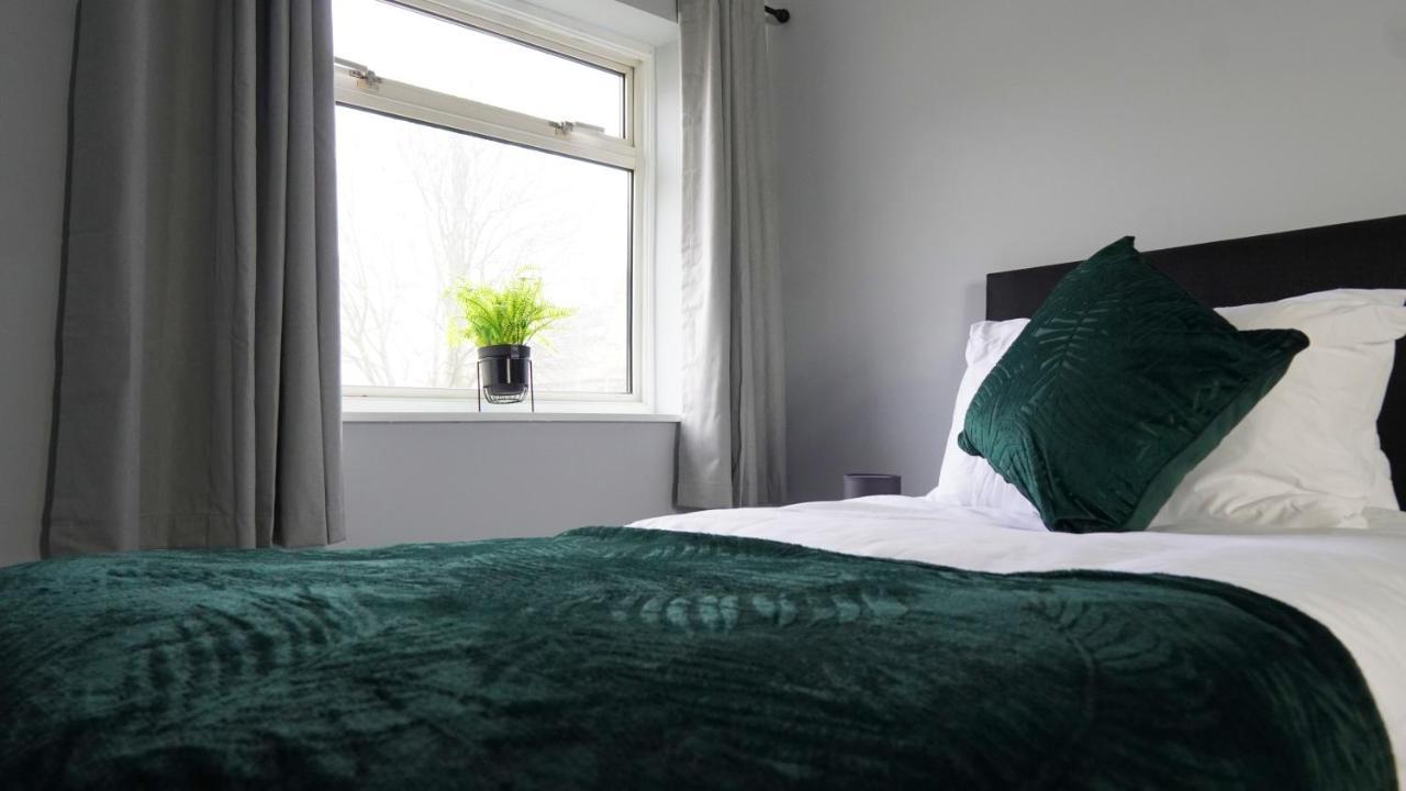 Portobello House - Four Bedroom House Perfect For Contractors - Sleeps 6 - Free Parking Wolverhampton Ngoại thất bức ảnh