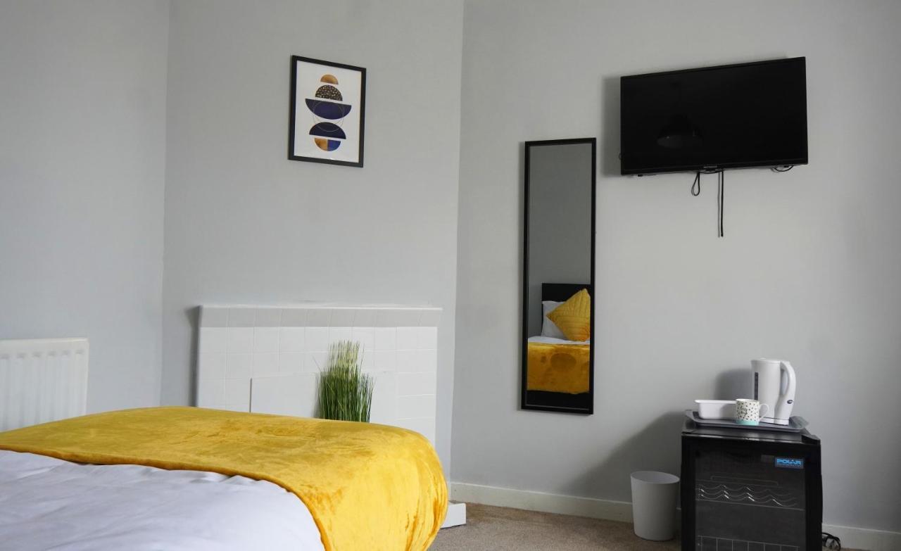 Portobello House - Four Bedroom House Perfect For Contractors - Sleeps 6 - Free Parking Wolverhampton Ngoại thất bức ảnh